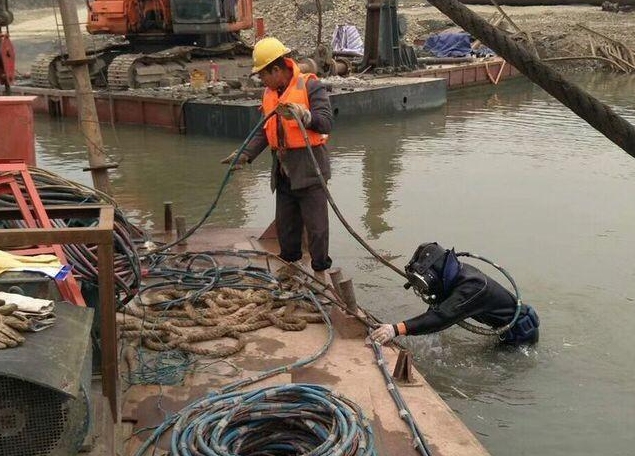 宜丰潜水封堵打捞